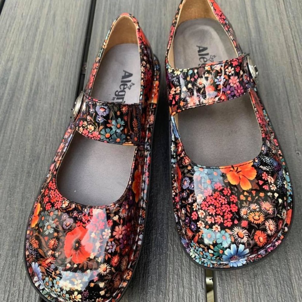 Cute floral Alegria Mary Janes - Size 38